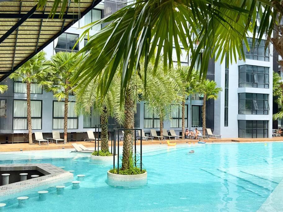Kamala Beach P55 Exclusive Junior Suite Extérieur photo